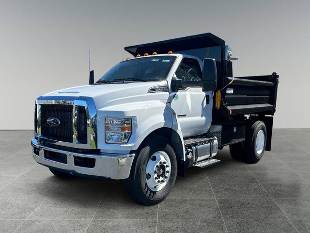 2024 Ford F-650 Base