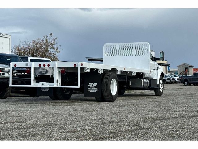 2024 Ford F-650 Base