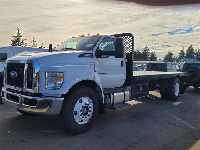 2024 Ford F-650 Base