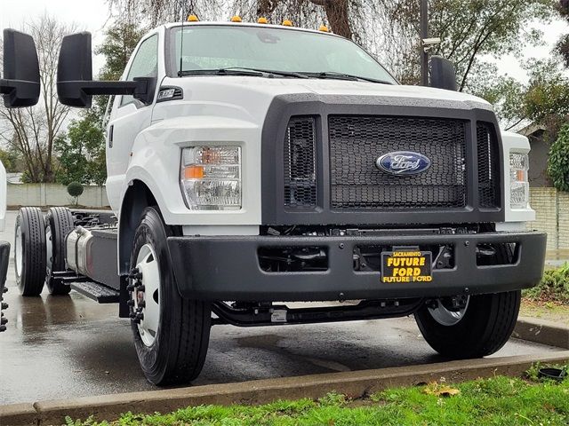 2024 Ford F-650 Base