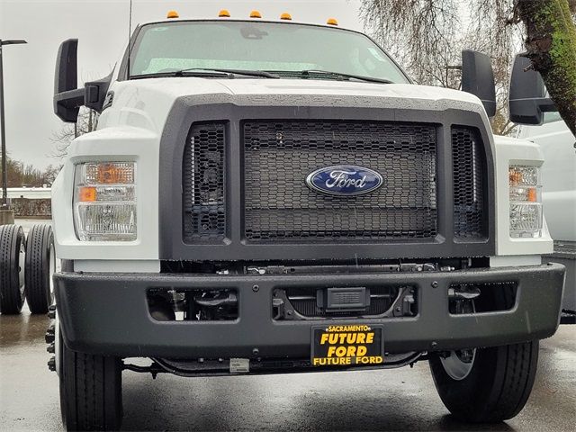 2024 Ford F-650 Base