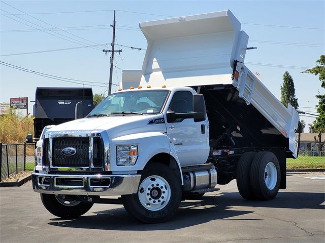 2024 Ford F-650 Base