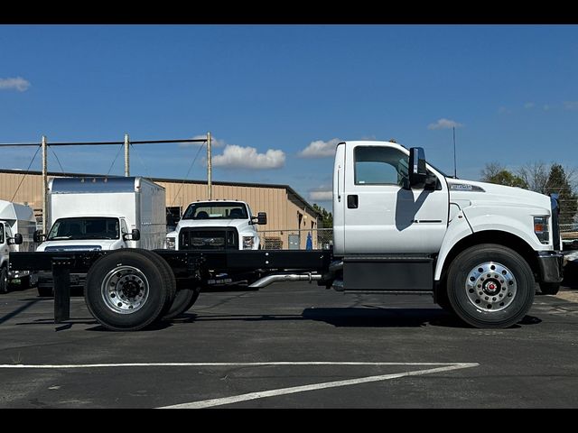 2024 Ford F-650 Base