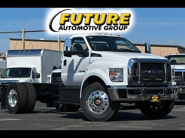 2024 Ford F-650 Base