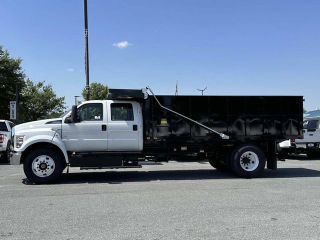 2024 Ford F-650 Base