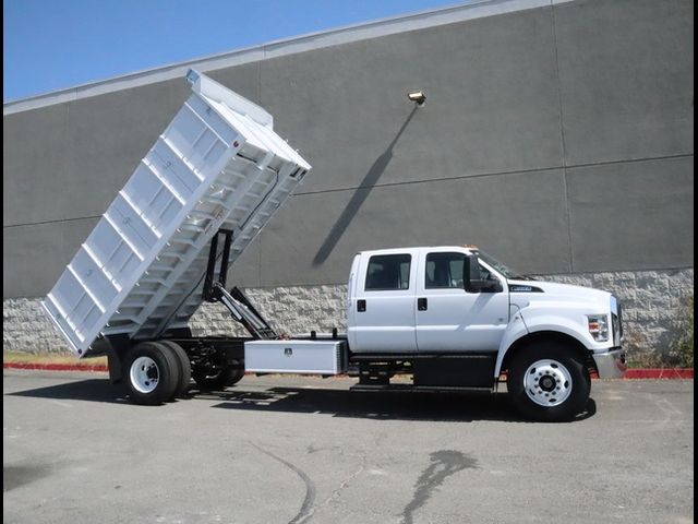 2024 Ford F-650 Base