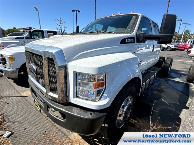 2024 Ford F-650 Base