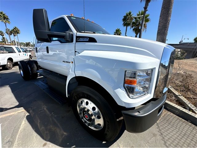 2024 Ford F-650 Base