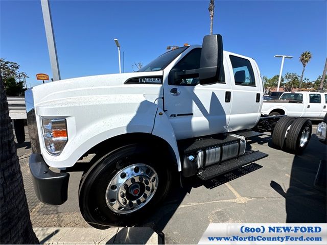 2024 Ford F-650 Base