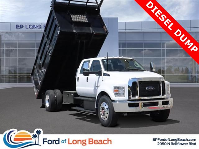 2024 Ford F-650 Base