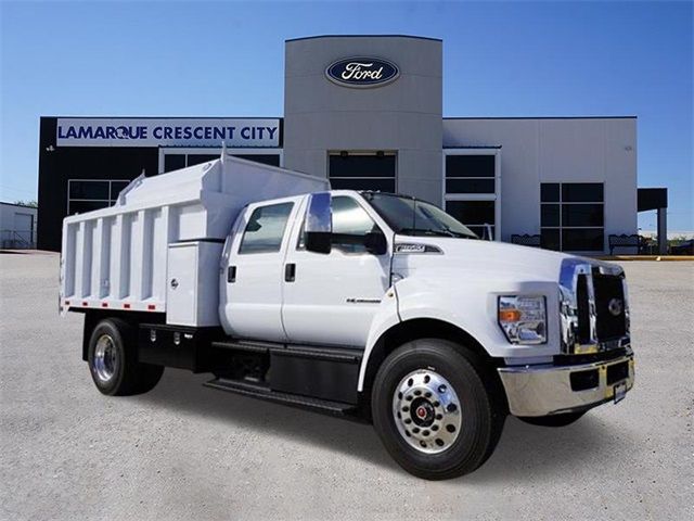 2024 Ford F-650 Base