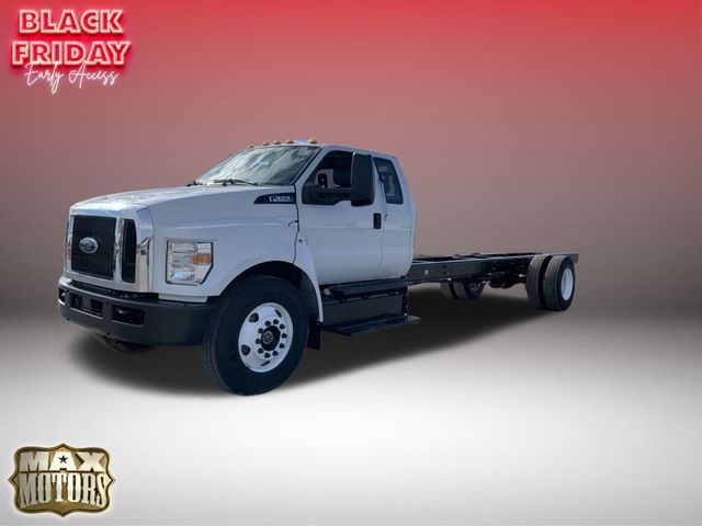 2024 Ford F-650 Base