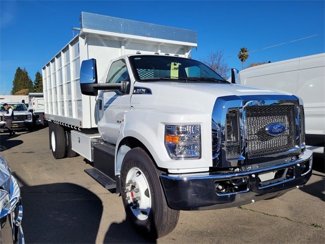 2024 Ford F-650 Base