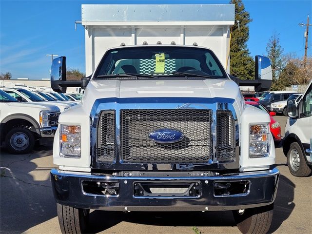 2024 Ford F-650 Base