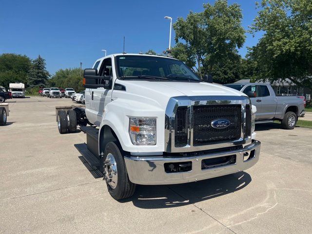 2024 Ford F-650 Base