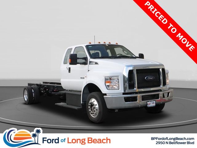 2024 Ford F-650 Base