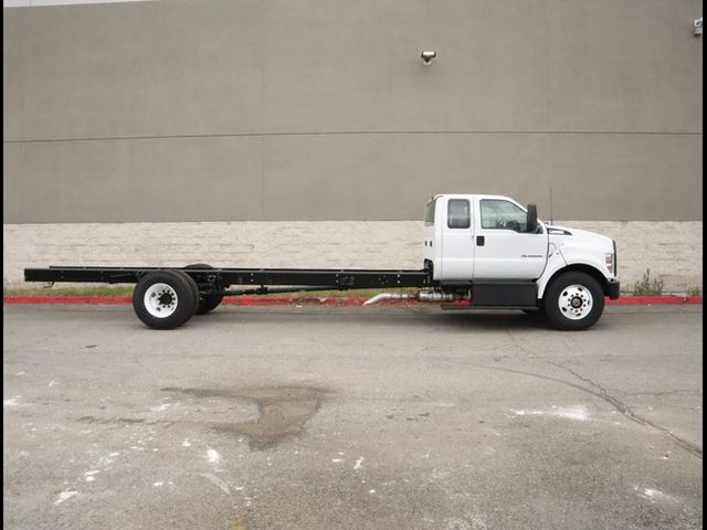 2024 Ford F-650 Base