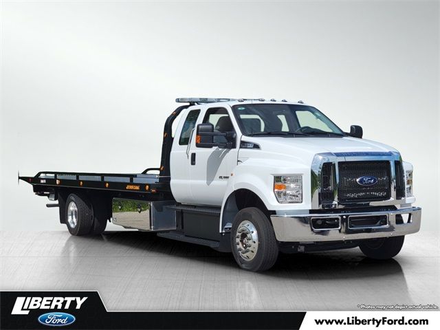 2024 Ford F-650 Base