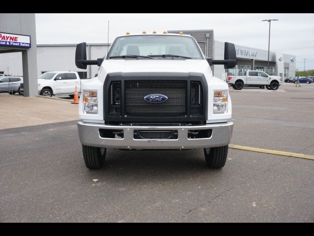 2024 Ford F-650 Base