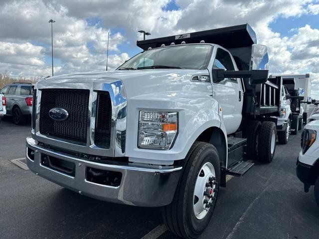 2024 Ford F-750 Straight Frame Gas