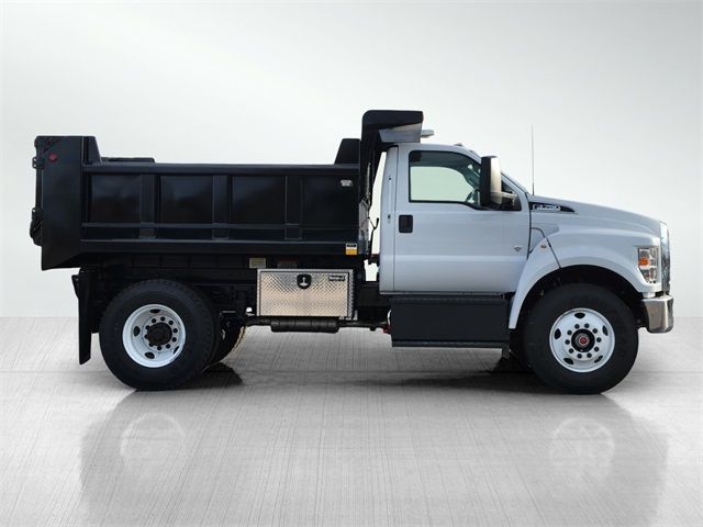 2024 Ford F-750 Straight Frame Gas