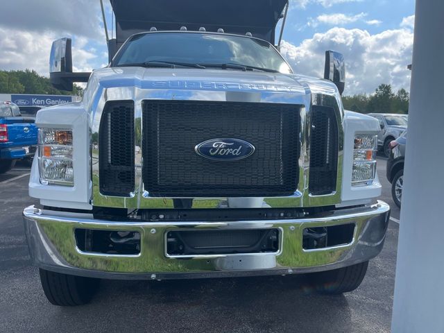 2024 Ford F-750 Straight Frame Gas