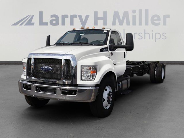 2024 Ford F-750 Base