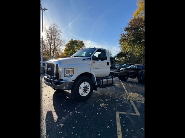 2024 Ford F-750 Base