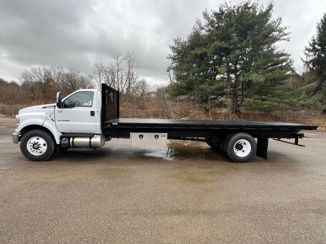 2024 Ford F-750 Base