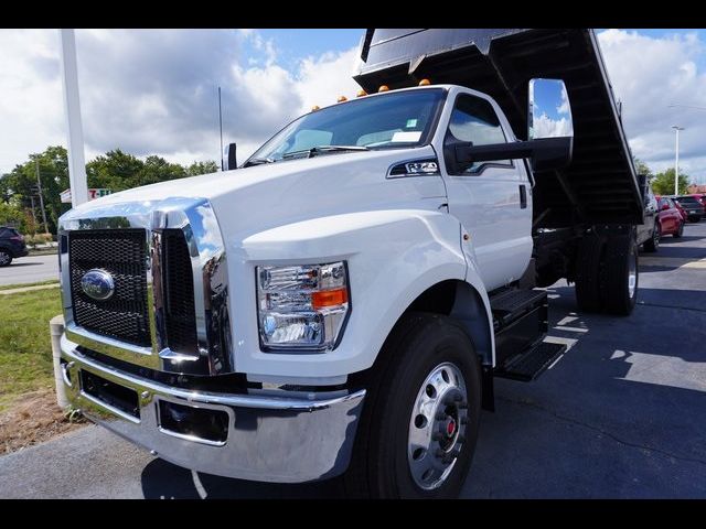 2024 Ford F-750 Straight Frame Gas