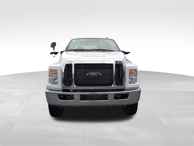 2024 Ford F-750 Base