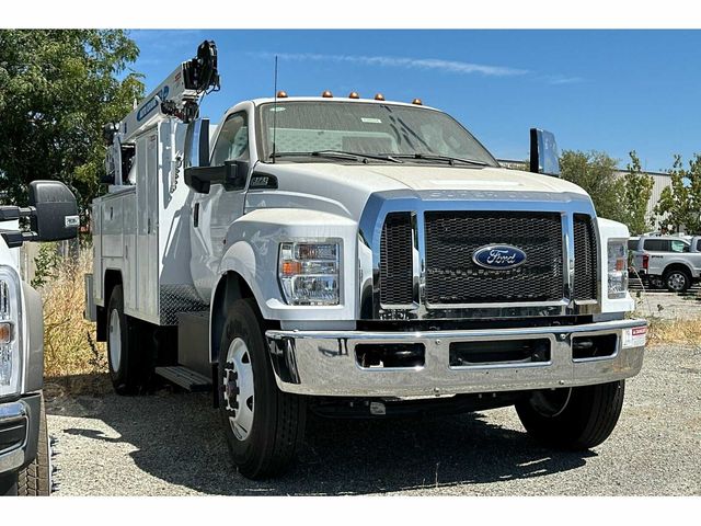 2024 Ford F-750 Base