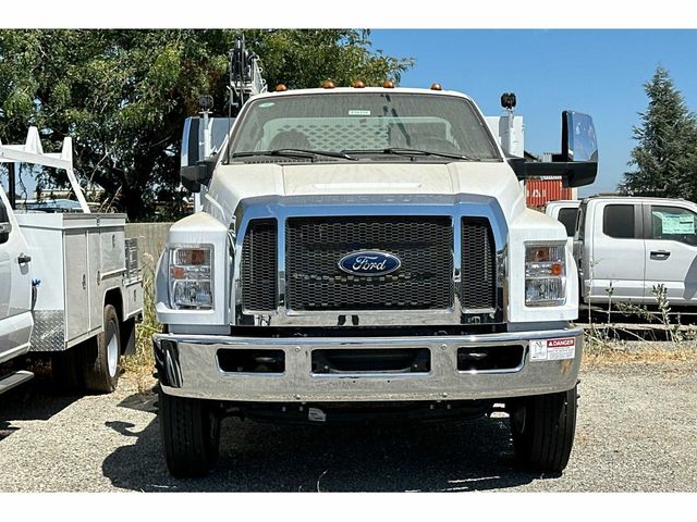 2024 Ford F-750 Base