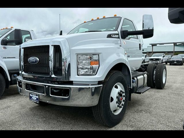 2024 Ford F-750 Base