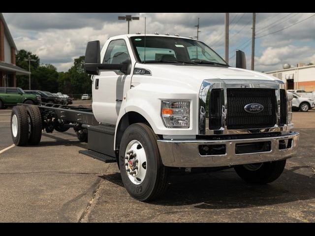 2024 Ford F-750 Base