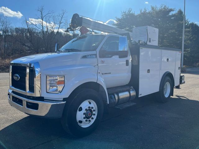 2024 Ford F-750 Base