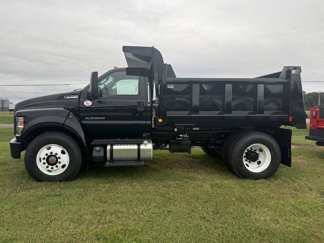 2024 Ford F-750 Base