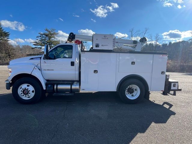 2024 Ford F-750 Base