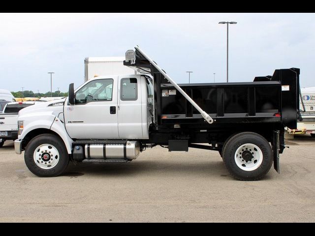 2024 Ford F-750 Base