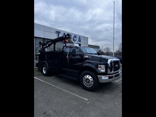 2024 Ford F-750 Base