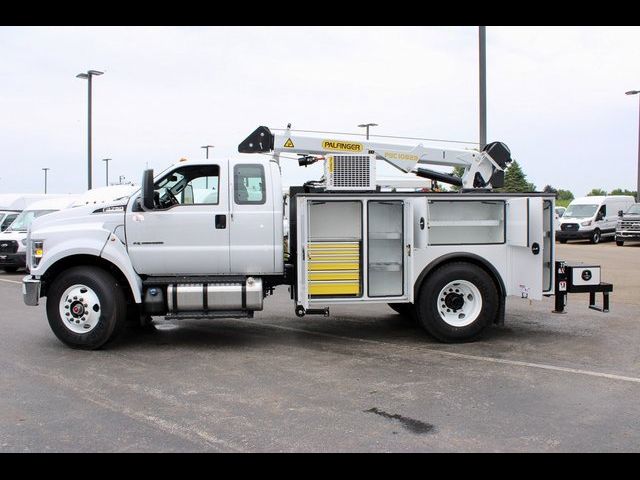 2024 Ford F-750 Base