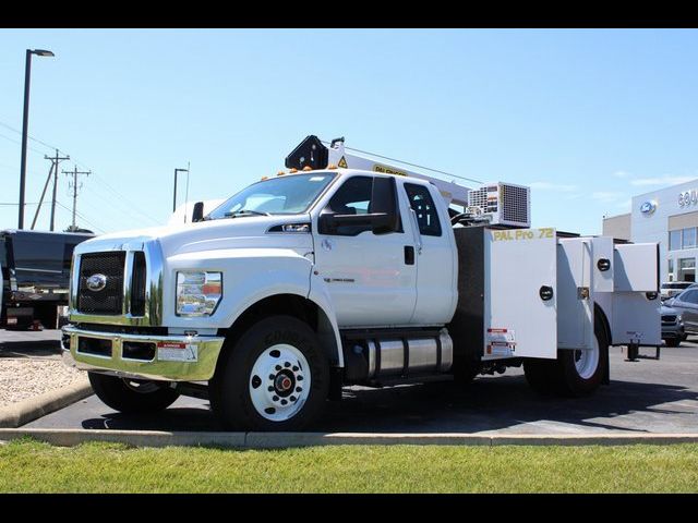 2024 Ford F-750 Base