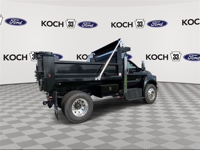 2024 Ford F-750 Base