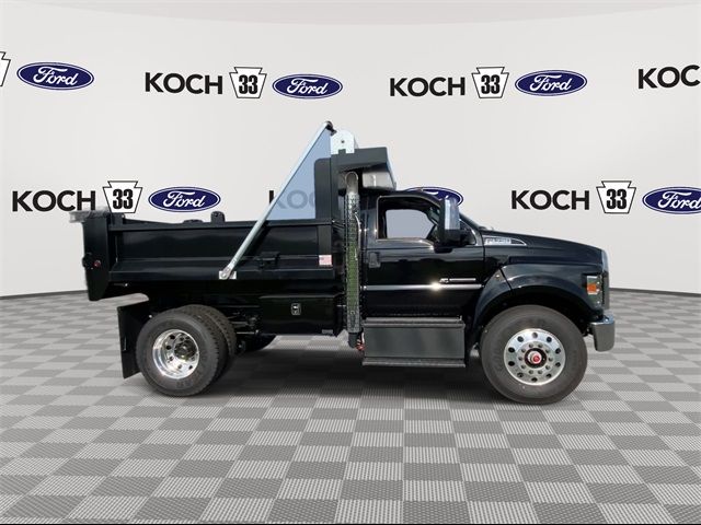 2024 Ford F-750 Base