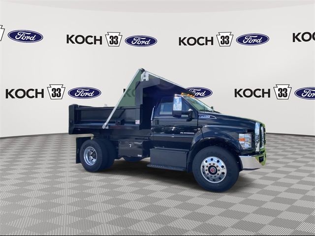 2024 Ford F-750 Base