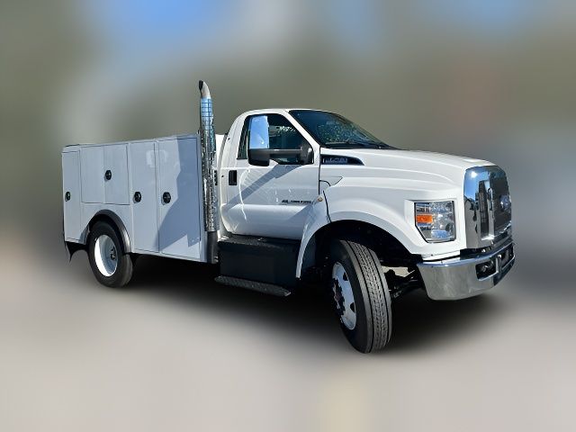 2024 Ford F-750 Base