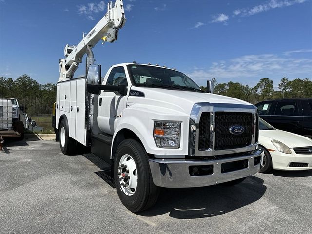 2024 Ford F-750 Base