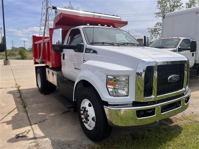 2024 Ford F-750 Base