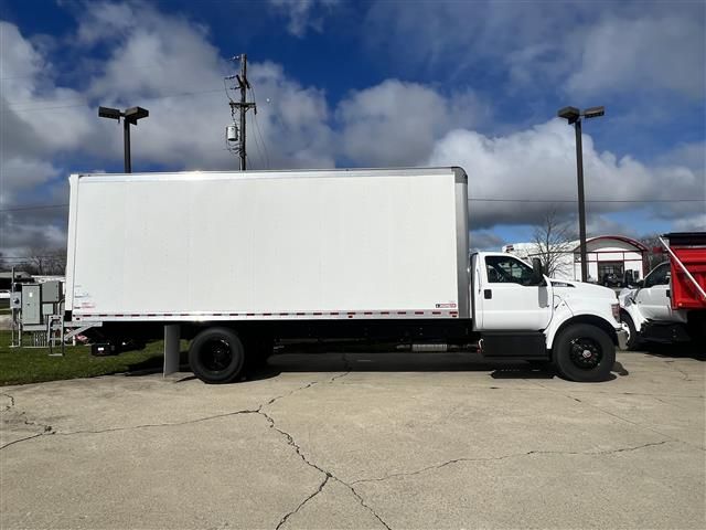 2024 Ford F-750 Straight Frame Gas