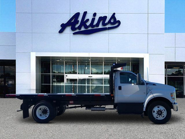 2024 Ford F-650 Base